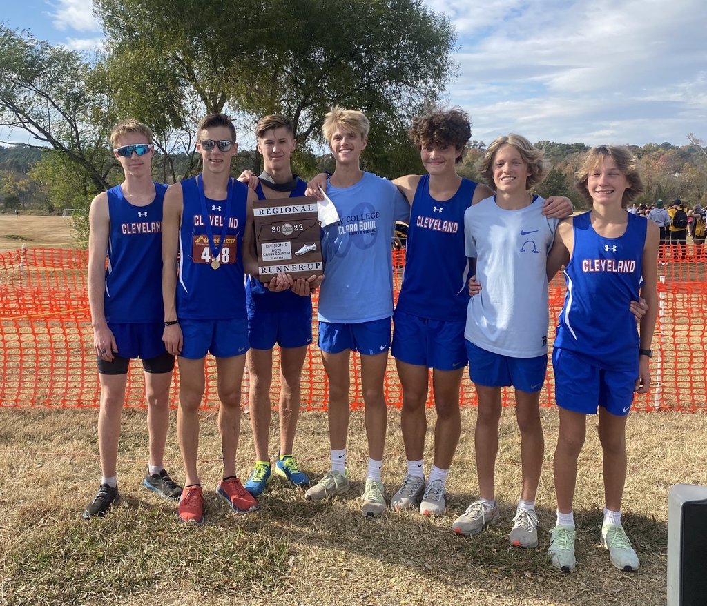 Congratulations to the boys who qualified for state! Matthew Fox, Owen Clemons, Gavin Harris, Garrison Rodgers, Josiah Marr, Cole Rodgers, and Noah Dycus!
